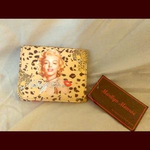 Tan Marilyn Monroe wallet